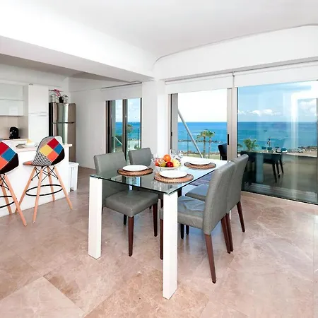Marisol - Beachfront Daire