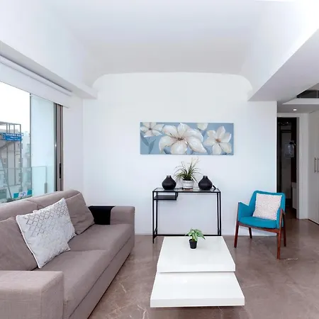 Marisol - Beachfront