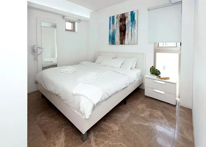 Marisol - Beachfront