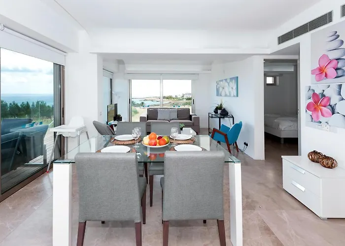 Marisol - Beachfront 아파트