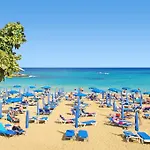 Marisol - Beachfront * Protarász